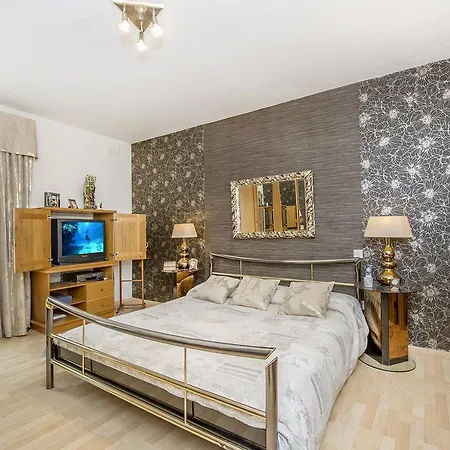Fine Living Porto Paolo St Paul's Bay